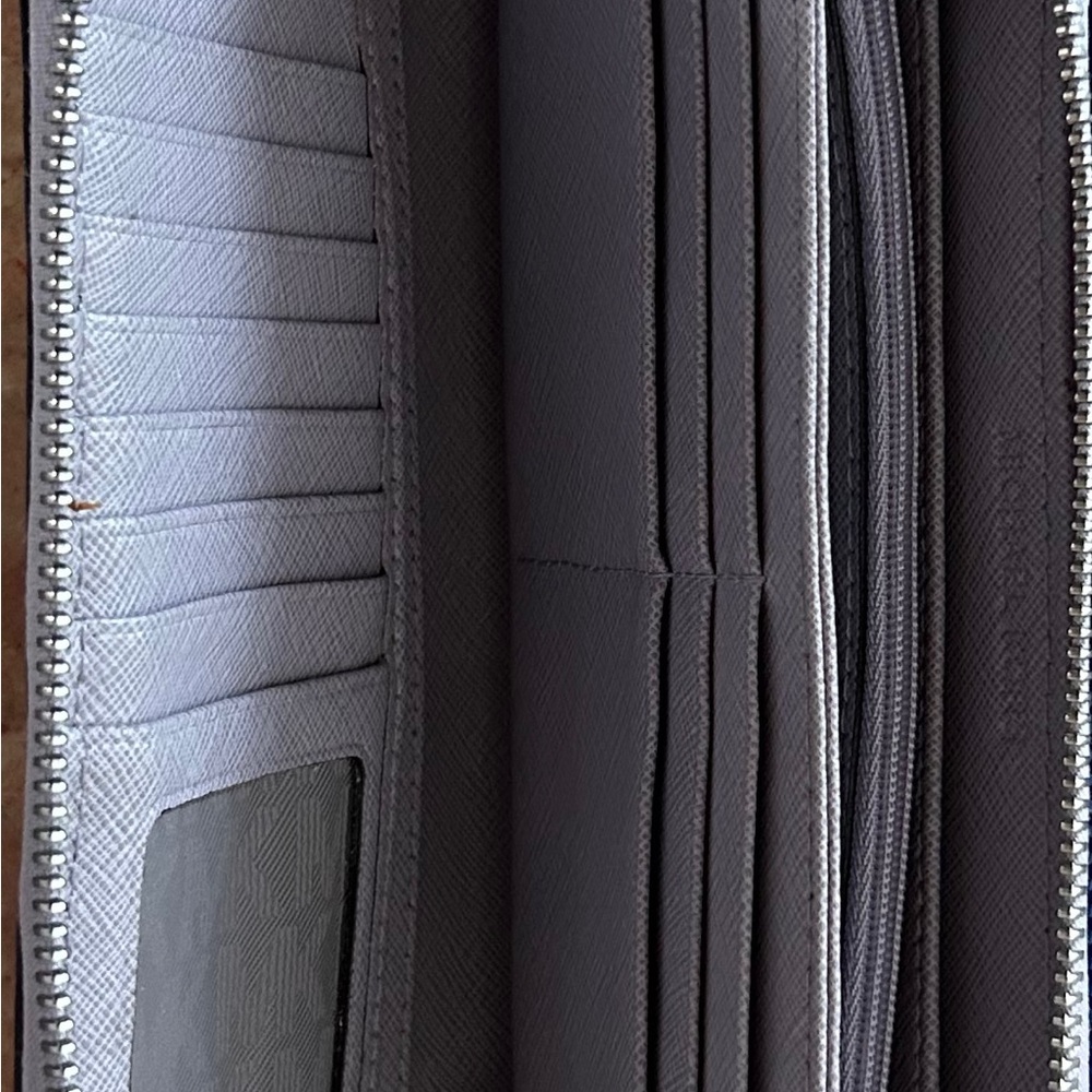 Michael Kors Lavender Saffiano Zip-Around Wallet - Picture 6 of 8